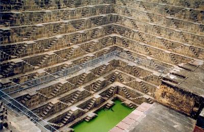 wikipedia_chandbaori.jpg wikipedia_chandbaori.jpg