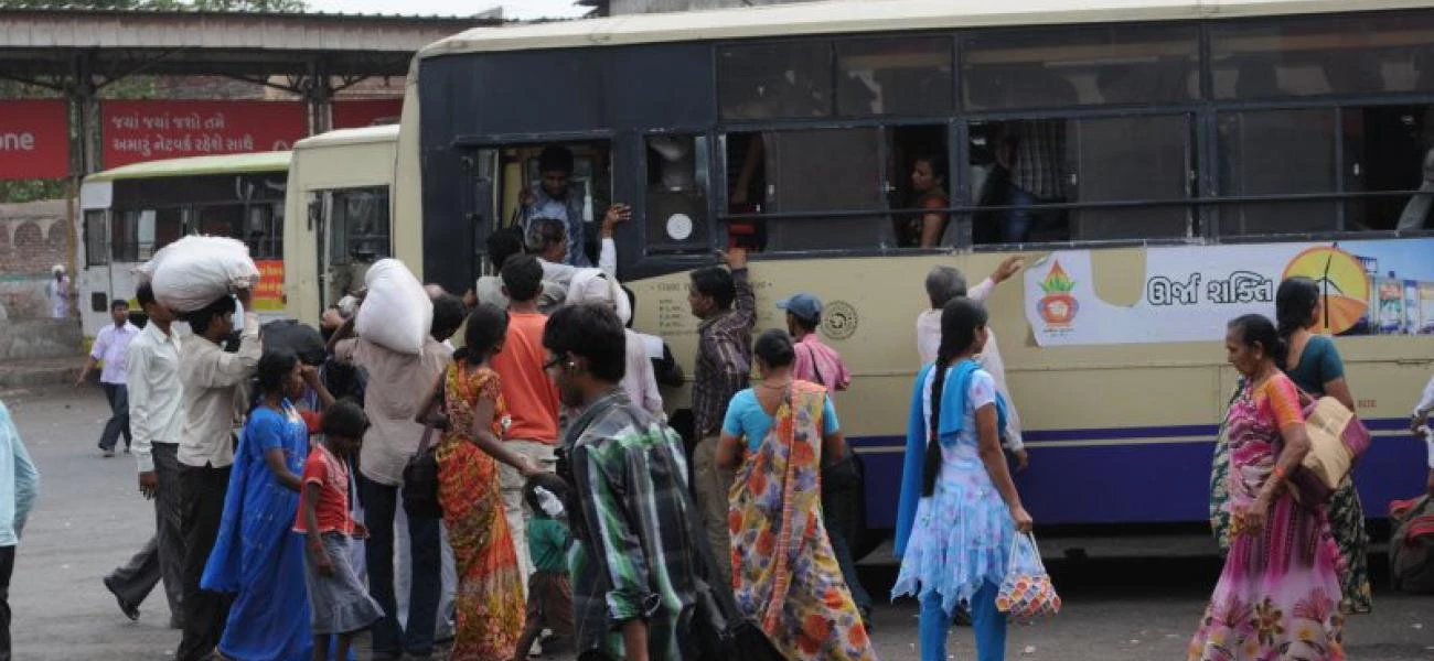 autobusové nádraží Indie