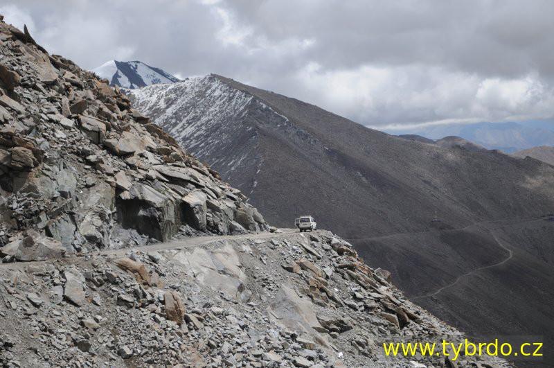 Na kole z Khardung La