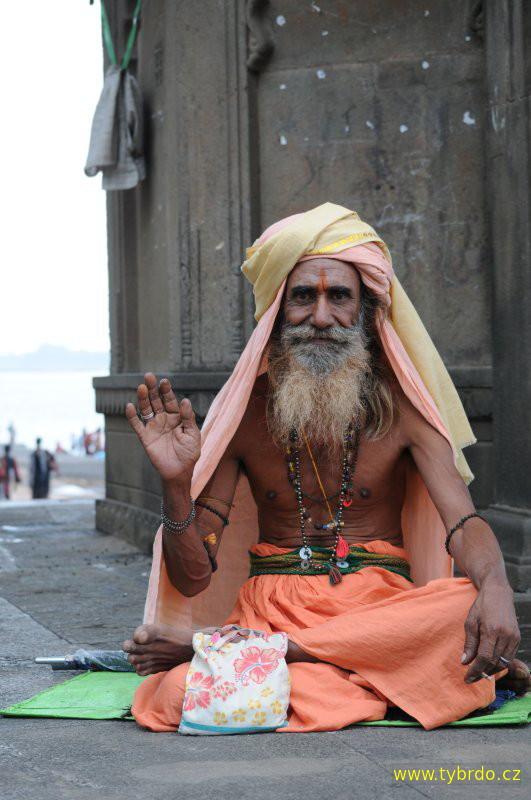 Sadhu, Maheshwar