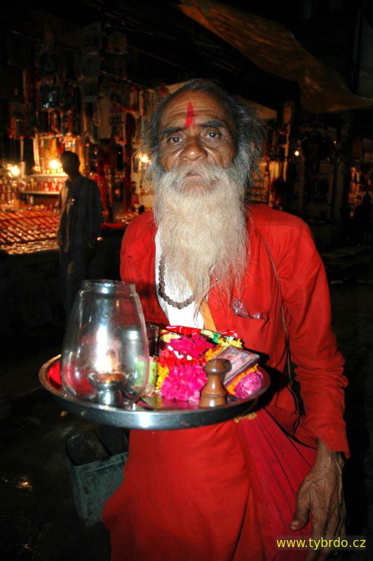 Sadhu v Omkareshvar