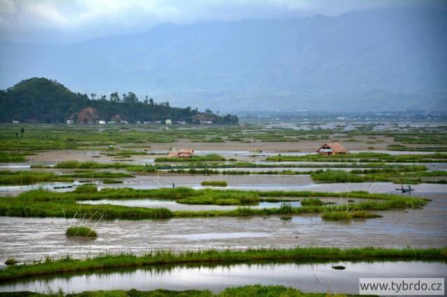 Jezero Loktak, Manipur