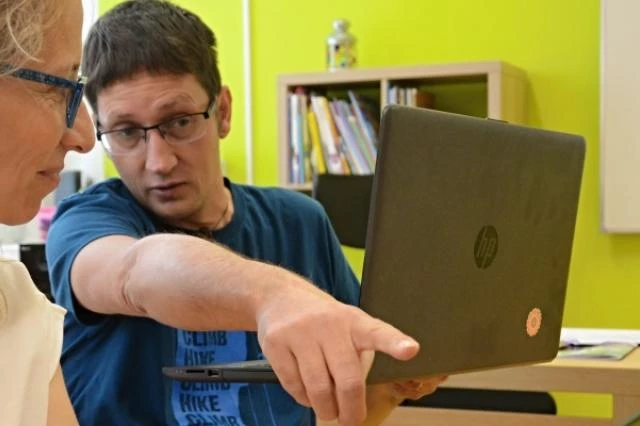 Kvízy, testy a online výuka s použitím aplikací